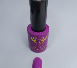 ESMALTE PERMANENTE A068 GREENSTYLE NUEVA COLECCIÓN