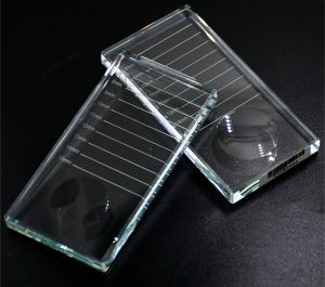 Cristal para pegamento de pestañas recta