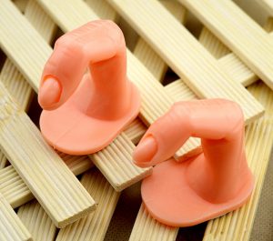 Dedo de practica de uñas postizas (sin uña)