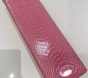 Almohada manicura roca rayado rosa
